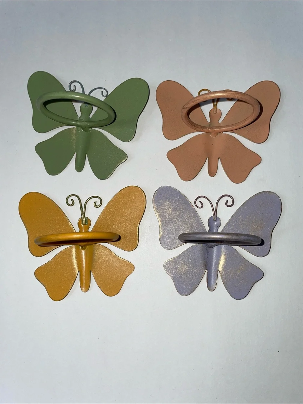 NWOT Set of 4 Decorative Metal Butterfly cloth napkin holders.